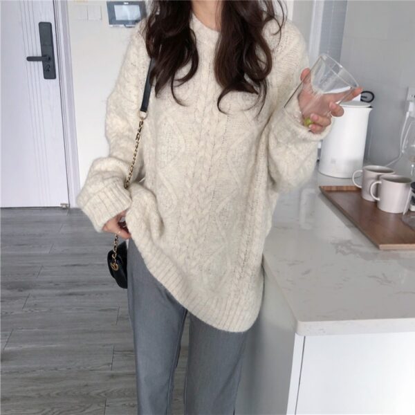 Ladies loose round neck sweater - Image 2